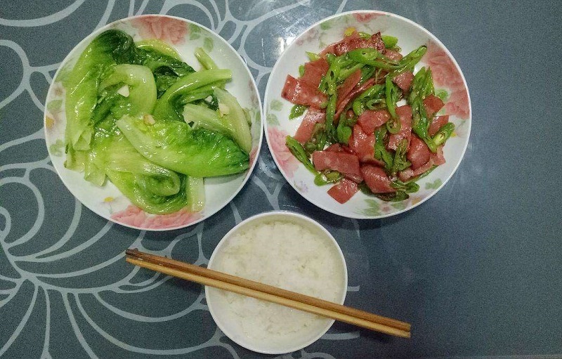 晚飯后養(yǎng)生小知識，晚飯時按序做5件事，舒暢安康還養(yǎng)身！